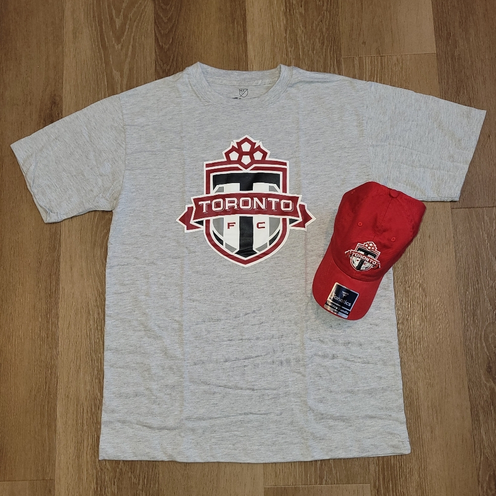 MLS Toronto FC Fanatics Mens Size Medium Short Sleeve Shirt And Cap New